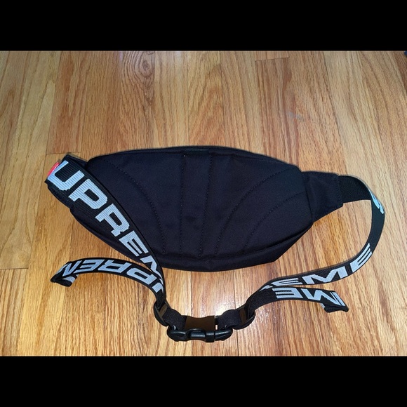Supreme Waist Bag (SS18) Black - Picture 2 of 3